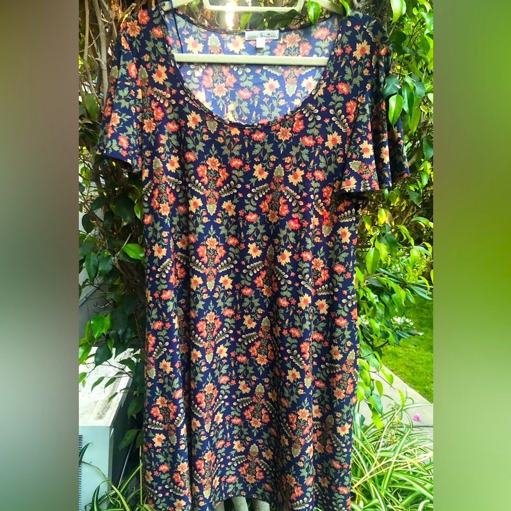 🎉Nine Britton floral short-sleeve mini dress!🎊🛍